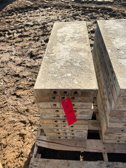 (10) 36" x 1' Western Aluminum Concrete Forms, Smooth, 6-12 Hole Pattern, with attached hardware,
