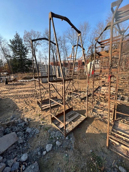8' Basket, Located in Latham, NY.