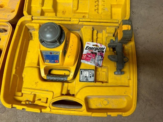 Spectra Precision LL300 Laser Level with HL700 Receiver
