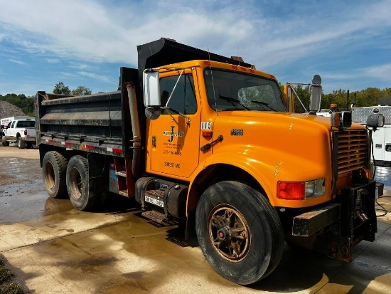 1996 International 4900 DT 466 6x4 T/A Dump Truck