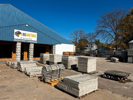 4' Set of Smooth, 8-8 Hole Pattern, Wall-Ties Aluminum Concrete Forms