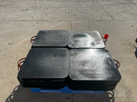 (4) DICA 24" x24" x 2' Outrigger Pads