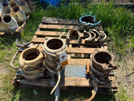 (16) 6" Pipe Clamps