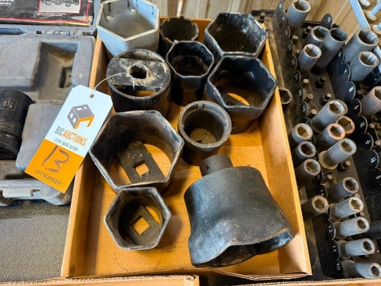 (10) Wheel Bearing Sockets
