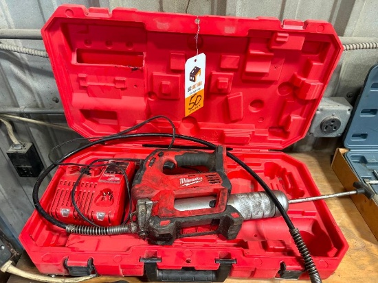 Milwaukee 18V Battery Grease Gun