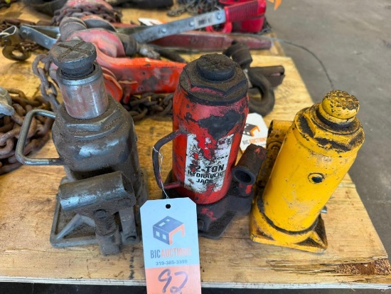 (3) Hydraulic Bottle Jacks
