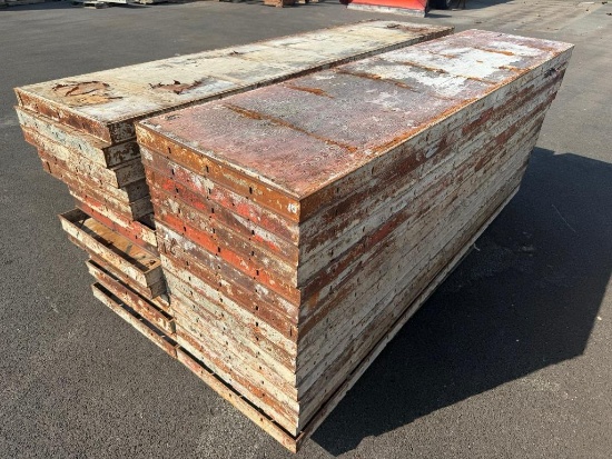 (30) 24 in x 8 ft Symons Steel-ply Concrete Forms