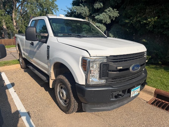 2019 Ford F250 XL 4x4 Ext Cab Truck