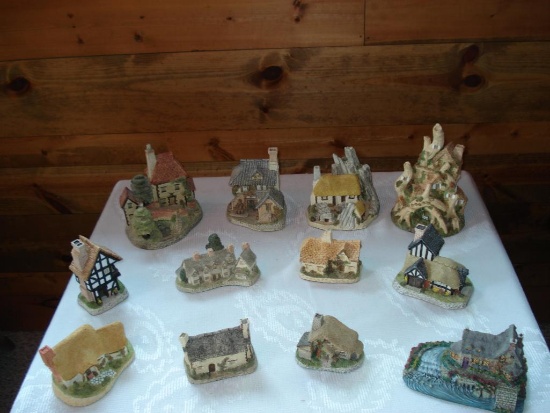 Assorted David Winter Cottages and Thomas Kinkade's