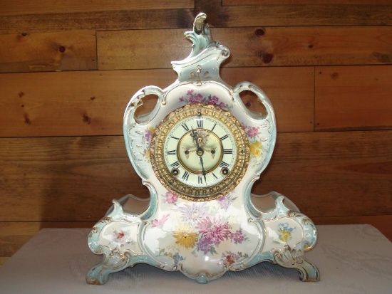 Vintage Mantle Porcelain Clock