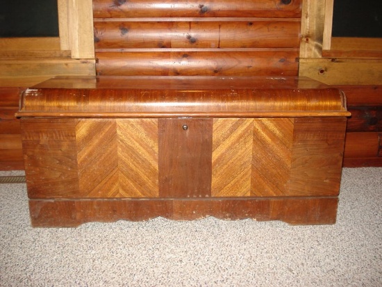 Lane Cedar Chest