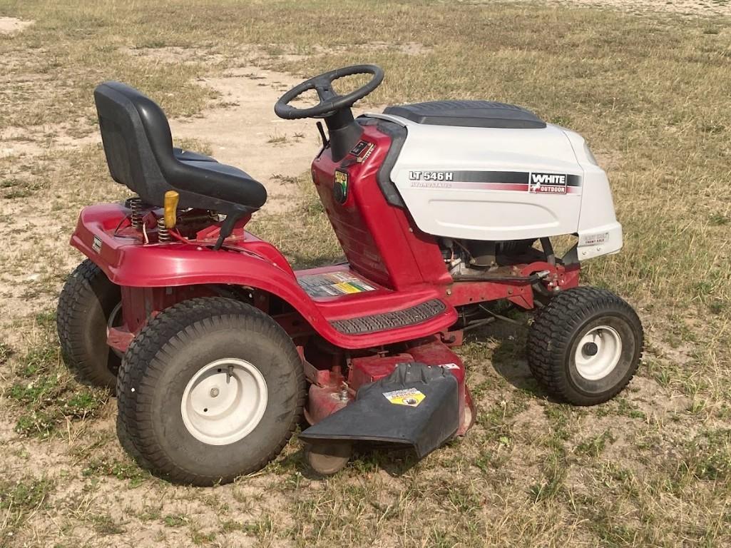 White outdoor riding lawn mower lt542g hotsell
