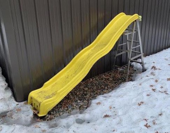 Water Slide, Mounts On Dock, Pontoon Or Beach.