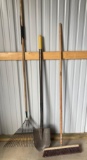 LONG HANDLE TOOLS - NO SHIPPING AVAILABLE -