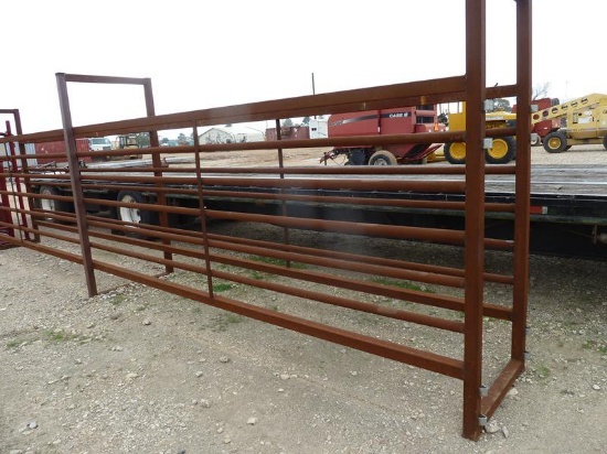 24' CATTLE CHUTE W/ALLEYWAY