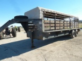 1981 RANCH KING 20' GN STOCK TRAILER