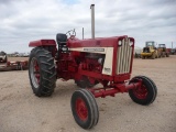 IH 806 TRACTOR