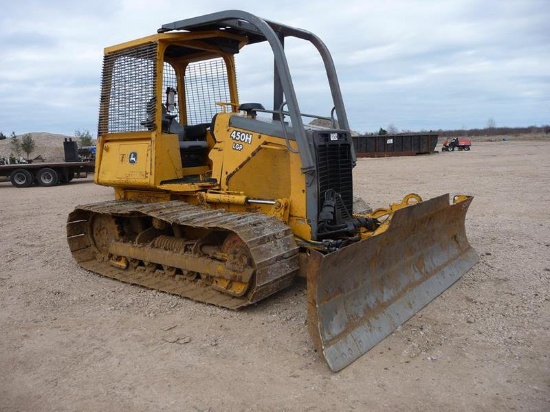 JD 450H LGP DOZER W/6 WAY BLADE