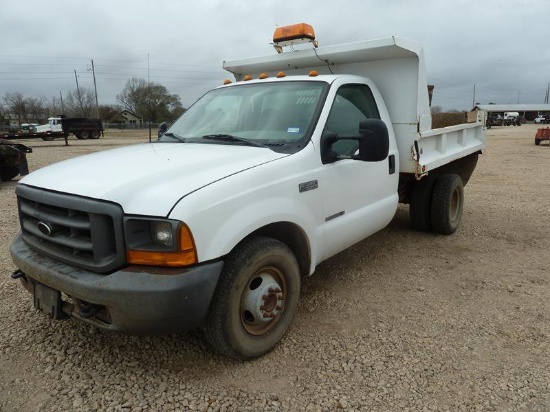 2000 FORD F350 TRUCK