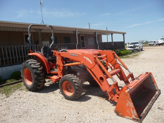 Farm Ranch & Construction Equipment Auction