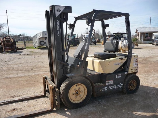 DAEWOO G255 FORKLIFT (PROPANE)