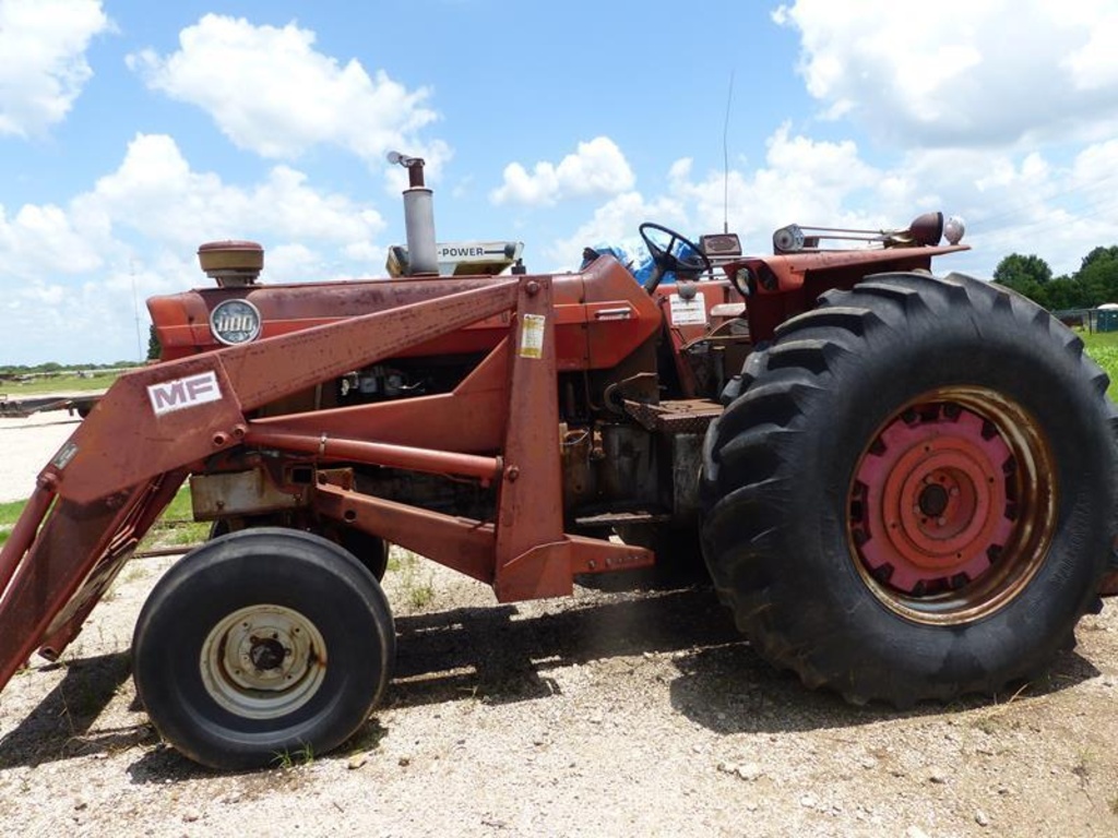 Mf 1100 Tractor W Mf 246 Fe Loader Farm Machinery Implements Tractors Tractor Loaders Online Auctions Proxibid