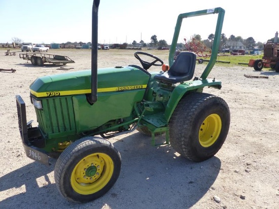 JD 790 TRACTOR