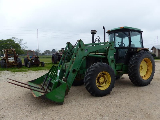 JD 3255 TRACTOR