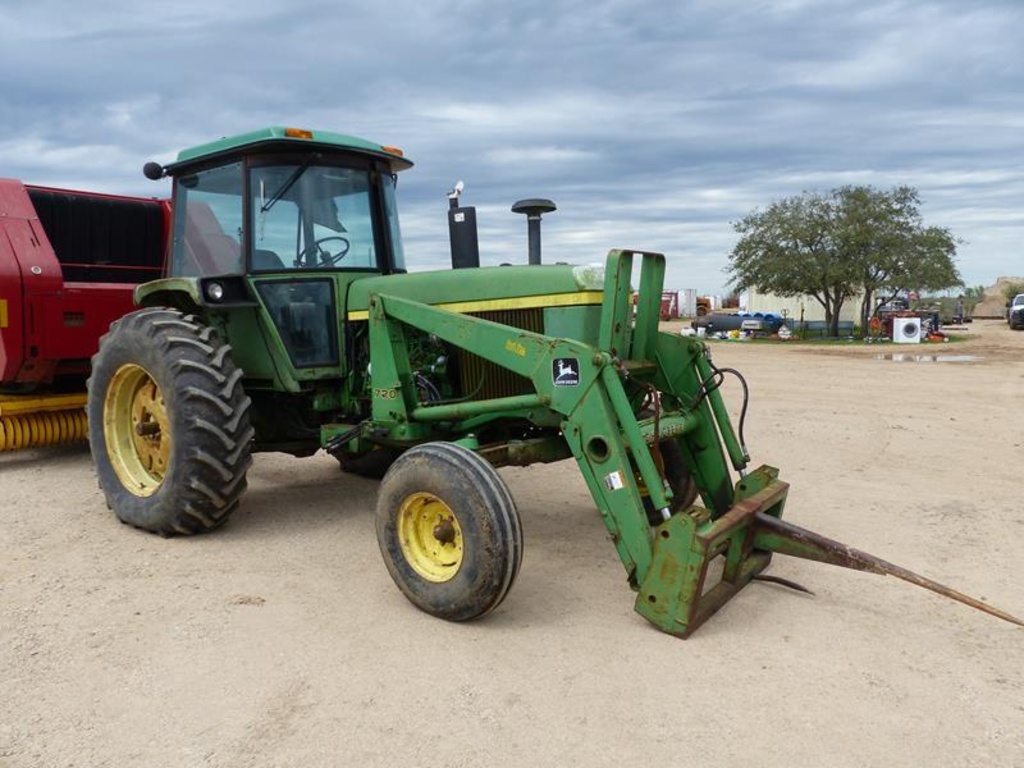 Jd 4230 Tractor W Jd 7 Fe Loader Farm Machinery Implements Tractors Online Auctions Proxibid