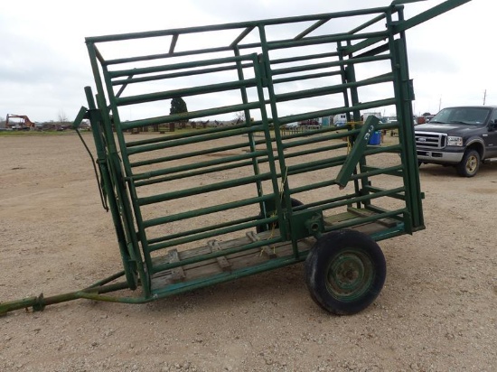 SHOPMADE PORTABLE CHUTE W/PRIEFERT HEAD GATE