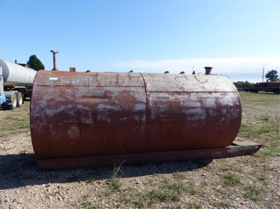 1000 GAL FUEL TANK ON SKID