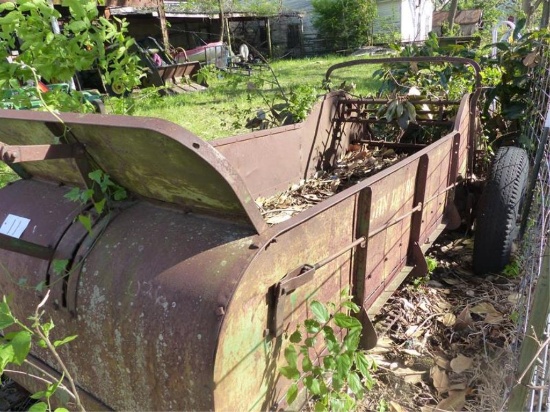 JOHN DEERE MODEL H SERIES 47 MANURE SPREADER