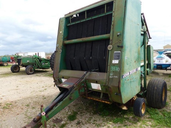 JOHN DEERE 535 ROUND BALER