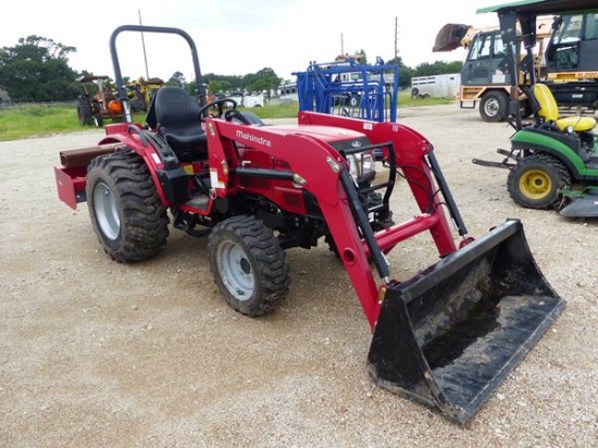 MAHINDRA 1526 HST 4X4 TRACTOR W/MAHINDRA 115 FE LD
