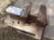 SMALL BENCH VISE