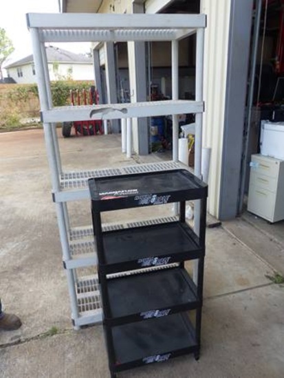 2 PLASTIC SHELVES