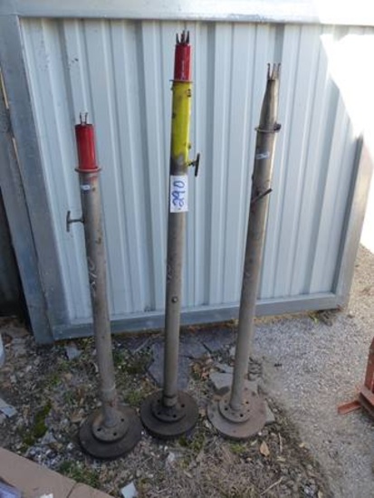 3 SHOPMADE EXHAUST PIPESTANDS