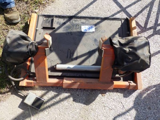 HD TRUCK TIRE BEAD BREAKER