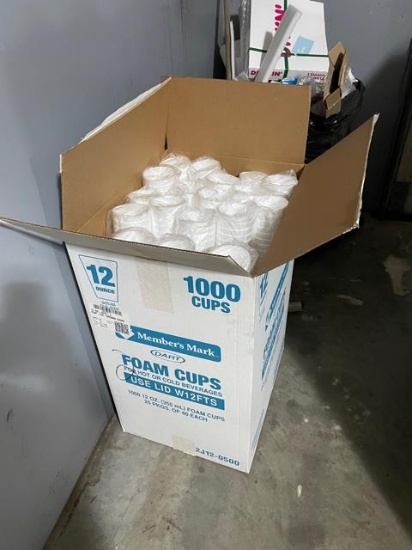 BOX OF PLASTIC WRAPPED STYROFOAM CUPS - APPROX 800
