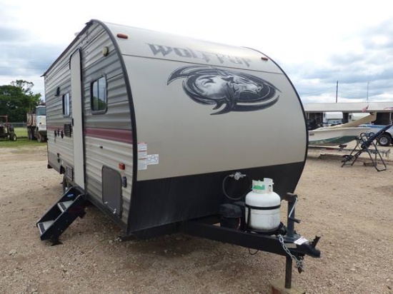 2018 CHEROKEE WOLFPUP LIMITED TRAVEL TRAILER