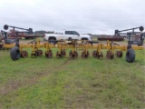 AMCO 8 ROW HIPPER W/YETTER ROW MARKERS