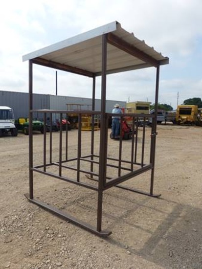 HAY BALE FEEDER 5' X 55" WITH ROOF