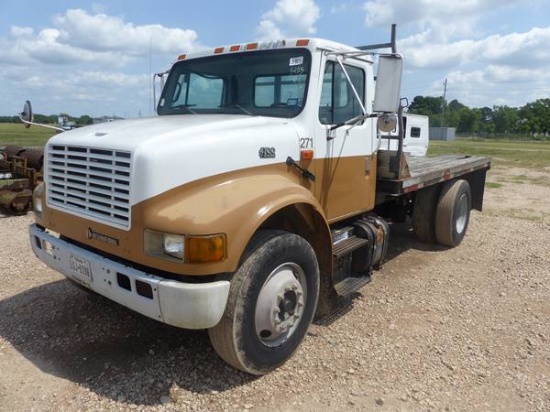 2001 INTERNATIONAL 4700 T444E FLATBED TRUCK
