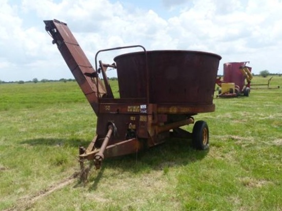 FARMHAND TUB GRINDER