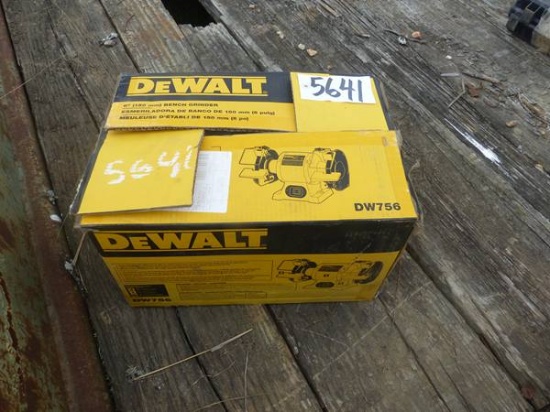 DEWALT BENCH GRINDER