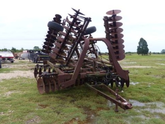 JOHN DEERE T0235 24' FOLDING DISC