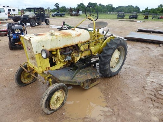 IH TRACTOR  W/MOWER DECK