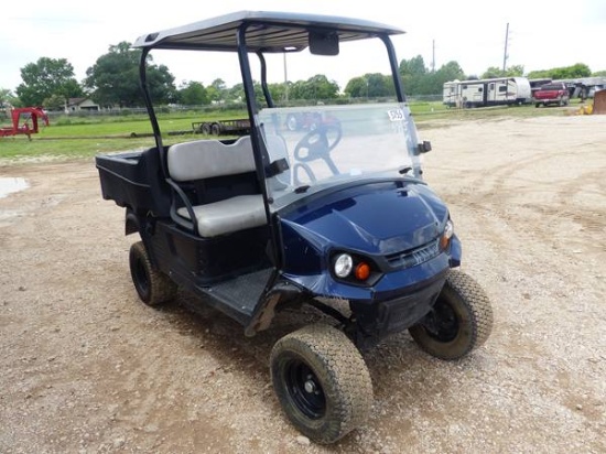 CUSHMAN GOLF CART W/DUMP BED