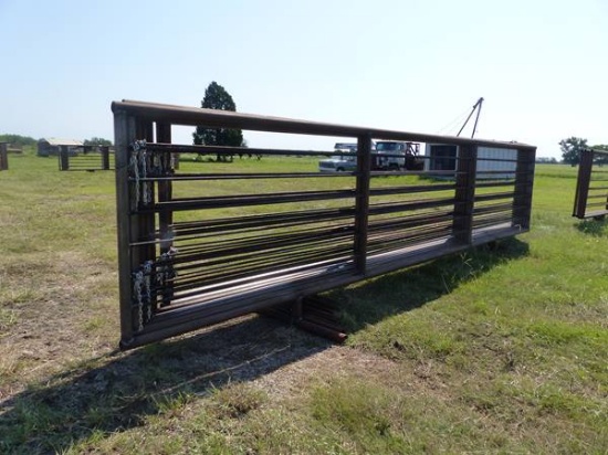 8 24' FREE STANDING PANELS - NO GATE