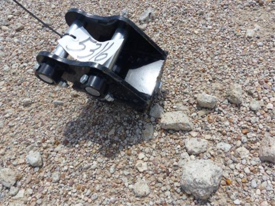 MINI EXCAVATOR ATTACHMENT FOR BUCKET